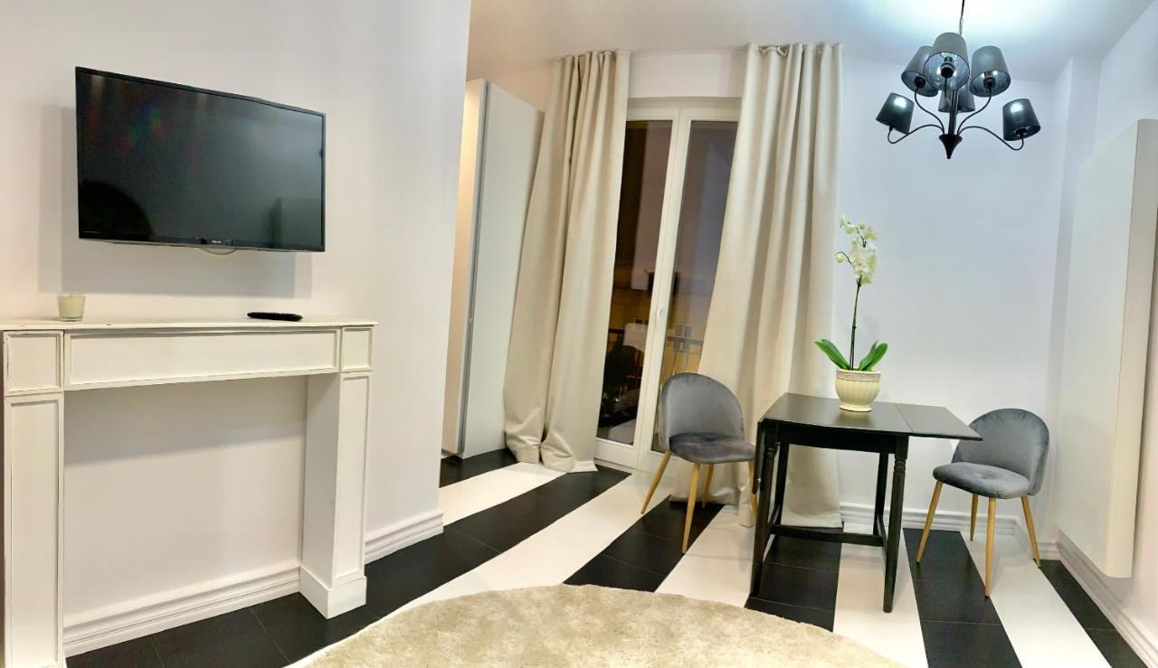 Appartement D&M Apart Suraska 4 à Białystok Extérieur photo